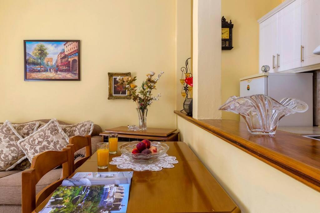 Ria'S Apartment In Corfu Town المظهر الخارجي الصورة