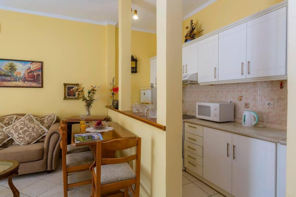 Ria'S Apartment In Corfu Town المظهر الخارجي الصورة
