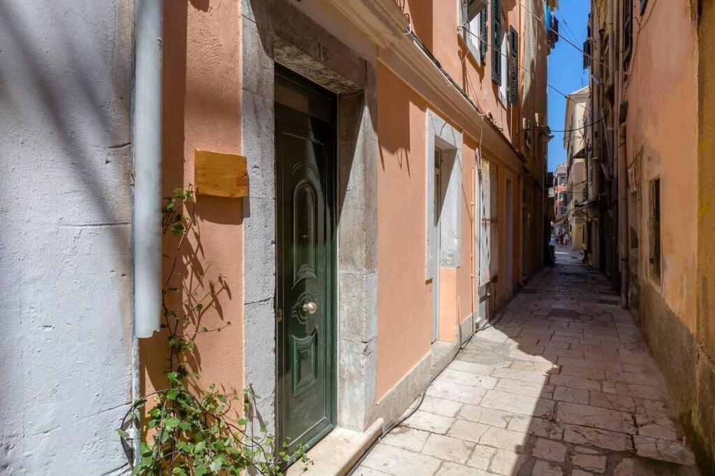 Ria'S Apartment In Corfu Town المظهر الخارجي الصورة